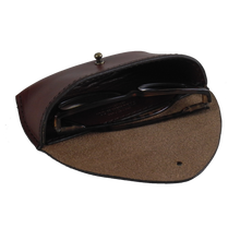 Load image into Gallery viewer, Steurer &amp; Co. Sun Glass Case Bourbon Front, Eye Glass Case, Handmade Leather Bags and Accessories