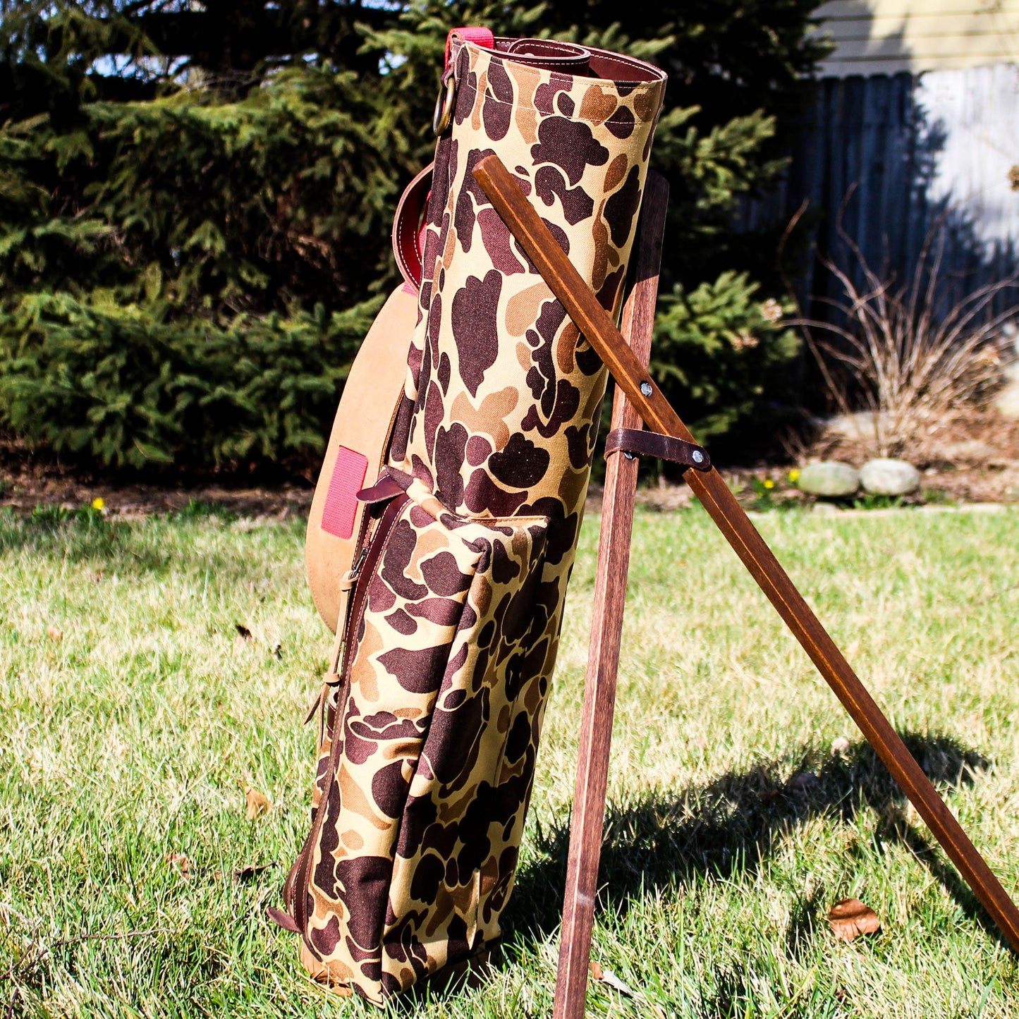 MB2 Duck Camo Cordura/Red Sunday Golf Bag