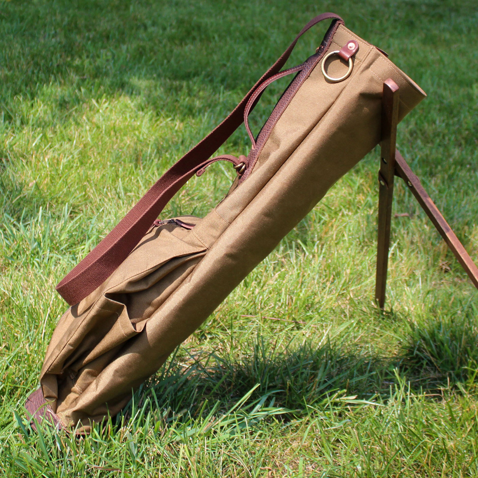 Sunday Golf Bag, Steurer Golf Bag, Steurer & Co., Hand made in Kentucky, Leather Goods, Hickory, Minimalist Golf, Minimalist Bag, Pencil Golf Bag, Leather Goods, Made in the USA