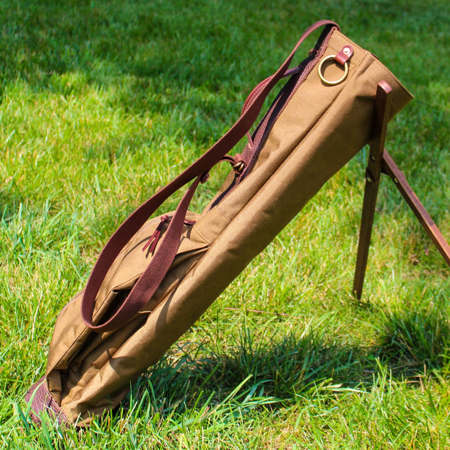 Sunday Golf Bag, Steurer Golf Bag, Steurer & Co., Hand made in Kentucky, Leather Goods, Hickory, Minimalist Golf, Minimalist Bag, Pencil Golf Bag, Leather Goods, Made in the USA