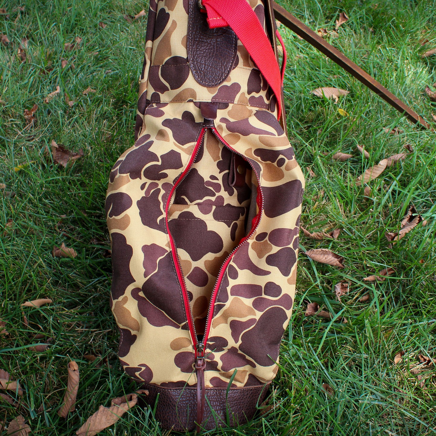 Duck Camo Cordura/Red/Bison Leather Trim Sunday Golf Bag