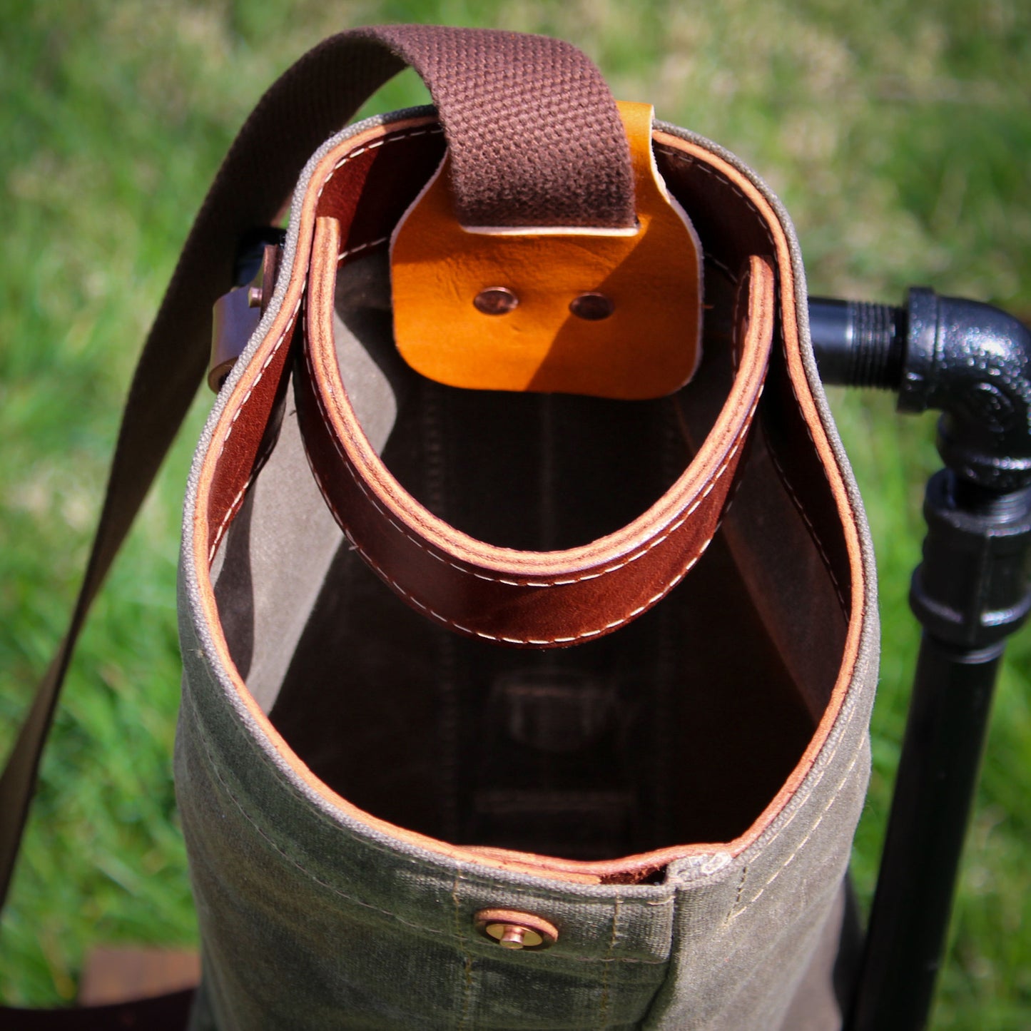 1913 Waxed Canvas Sunday Bag - Natural - Biscuit Filmworks, LLC