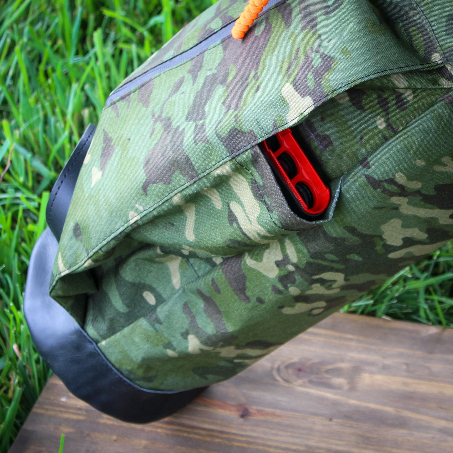 Summit X Sunday Bag