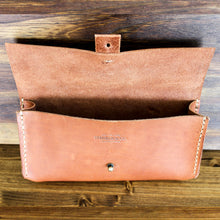Load image into Gallery viewer, Bessie Bend Clutch &amp; Wristlet