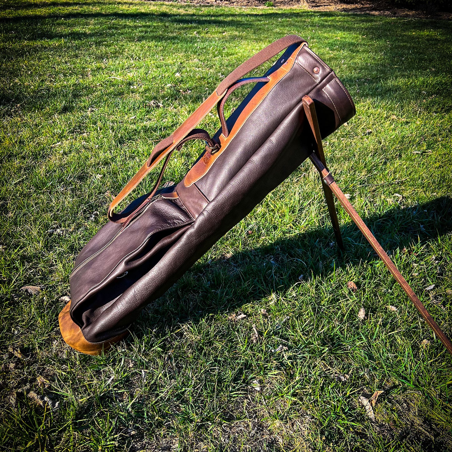 Chocolate Bison Garment Leather/Brown/Saddle Heritage Leather Trim Sunday Golf Bag